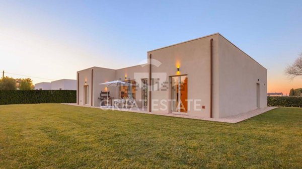 casa indipendente in vendita a Castiglione del Lago