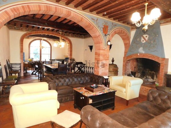 casa indipendente in vendita a Castiglione del Lago