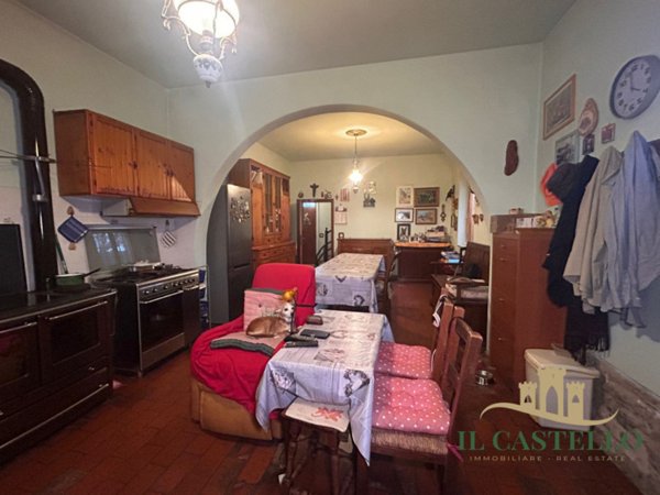 casa indipendente in vendita a Castiglione del Lago