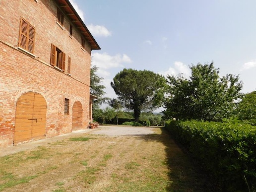 casale in vendita a Castiglione del Lago