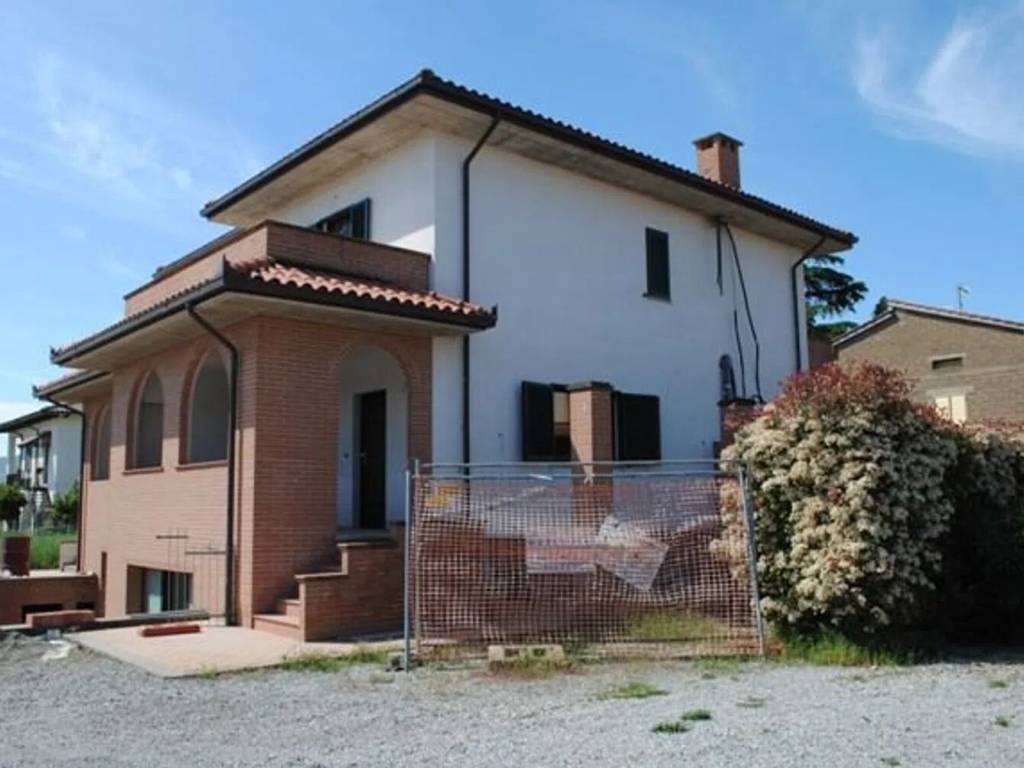 casa indipendente in vendita a Castiglione del Lago in zona Panicarola