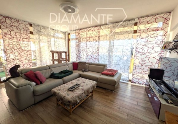 casa indipendente in vendita a Castiglione del Lago