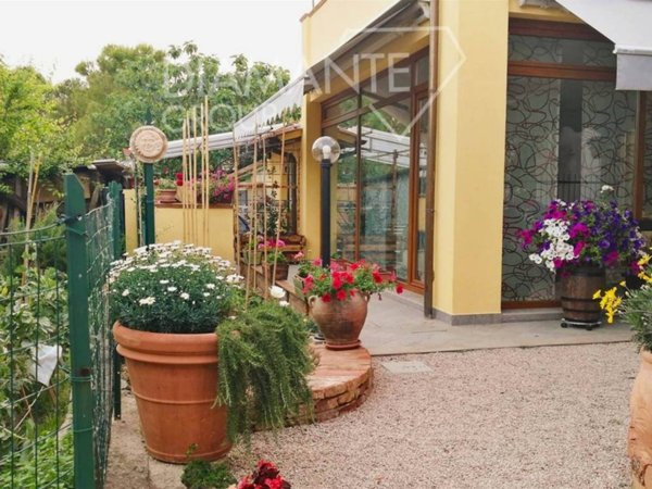 casa indipendente in vendita a Castiglione del Lago