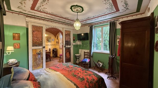 casa indipendente in vendita a Castiglione del Lago in zona Gioiella
