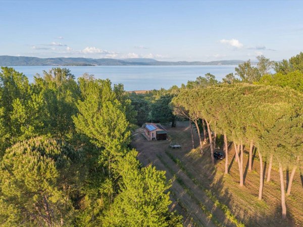 casa indipendente in vendita a Castiglione del Lago