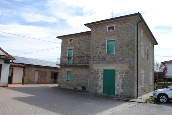 casale in vendita a Castiglione del Lago