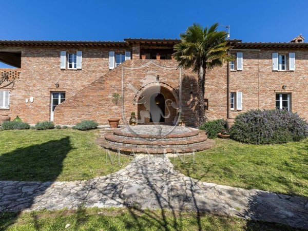 casale in vendita a Castiglione del Lago
