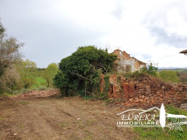casa indipendente in vendita a Castiglione del Lago in zona Gioiella