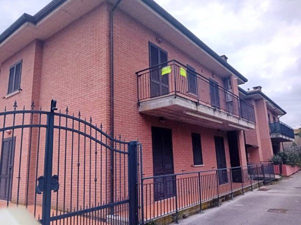 appartamento in vendita a Castiglione del Lago in zona Panicarola