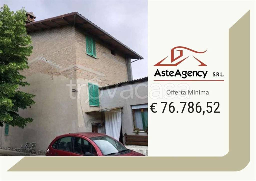casa indipendente in vendita a Castiglione del Lago in zona Panicarola