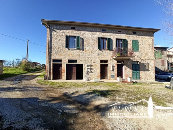 casa semindipendente in vendita a Castiglione del Lago