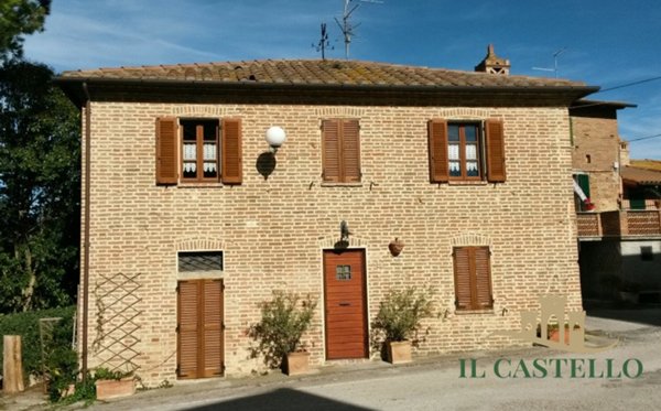 casa indipendente in vendita a Castiglione del Lago