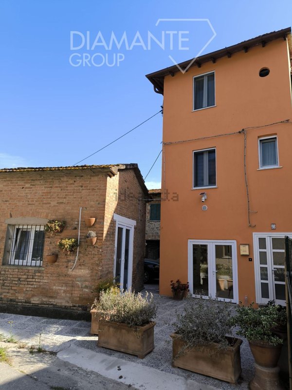 ufficio in vendita a Castiglione del Lago