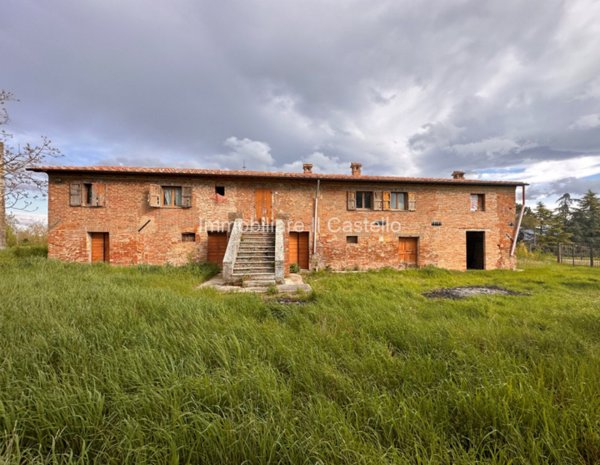 casa indipendente in vendita a Castiglione del Lago in zona Piana