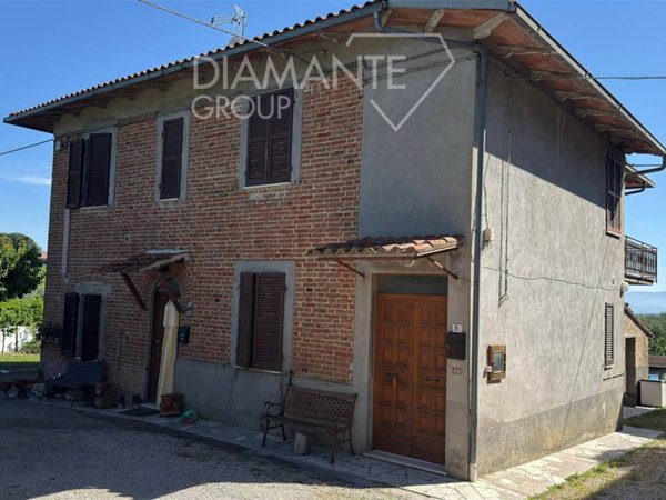 casa indipendente in vendita a Castiglione del Lago in zona Petrignano del Lago