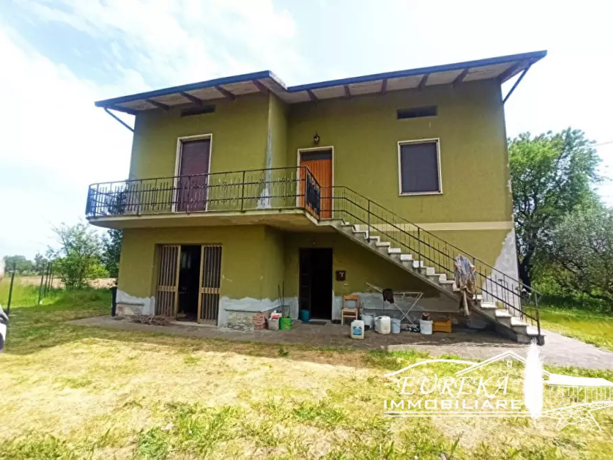 casa indipendente in vendita a Castiglione del Lago in zona Piana