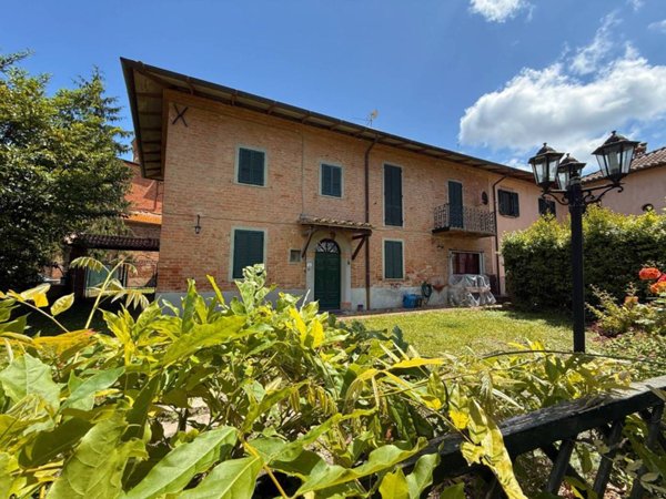 casa indipendente in vendita a Castiglione del Lago in zona Gioiella