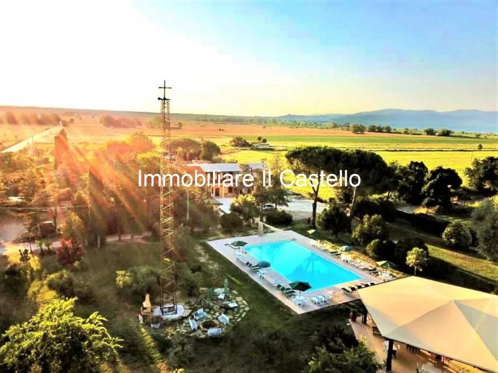casa indipendente in vendita a Castiglione del Lago in zona Piana