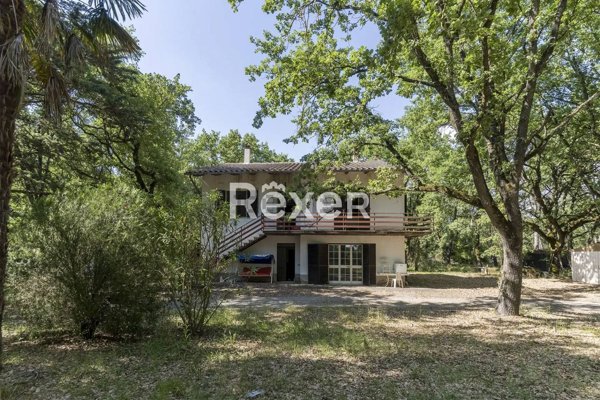 casa indipendente in vendita a Castiglione del Lago in zona Piana