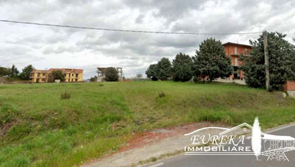 terreno edificabile in vendita a Castiglione del Lago in zona Macchie