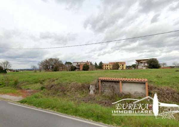 terreno edificabile in vendita a Castiglione del Lago in zona Macchie