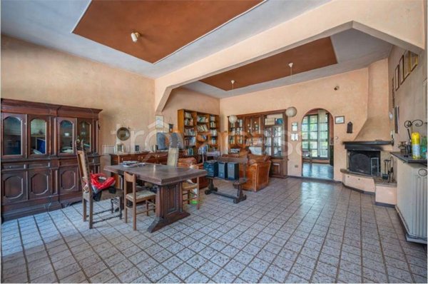 casa indipendente in vendita a Castiglione del Lago in zona Macchie