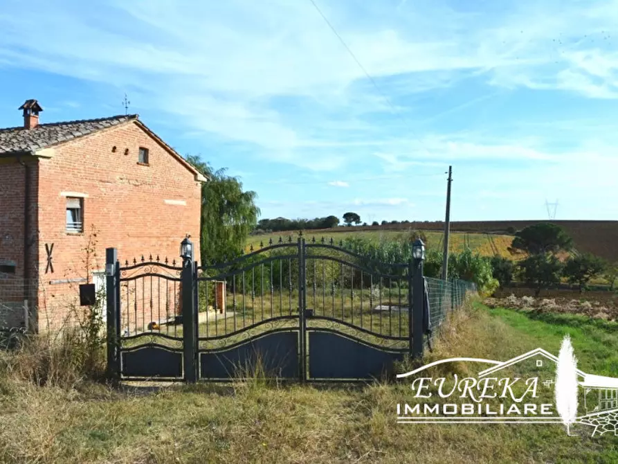 casa indipendente in vendita a Castiglione del Lago in zona Petrignano del Lago