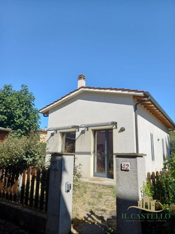 casa indipendente in vendita a Castiglione del Lago in zona Panicarola