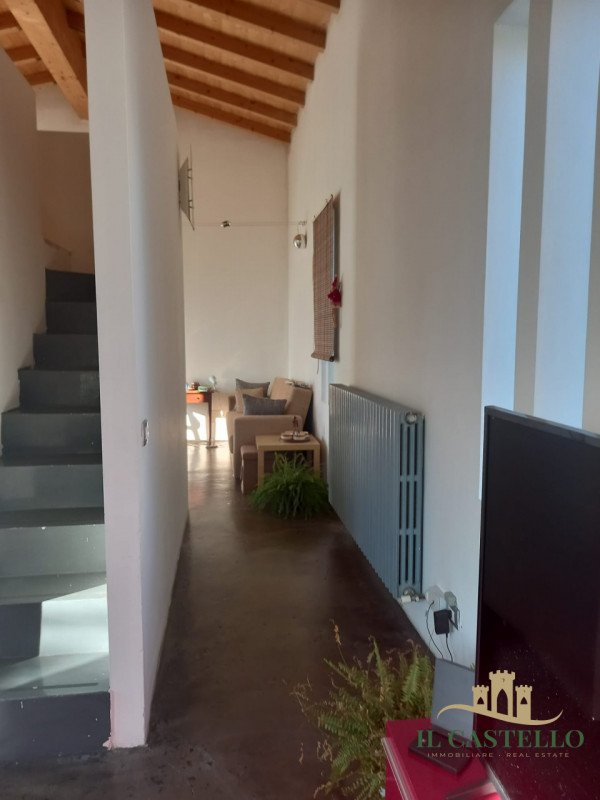 casa indipendente in vendita a Castiglione del Lago in zona Panicarola