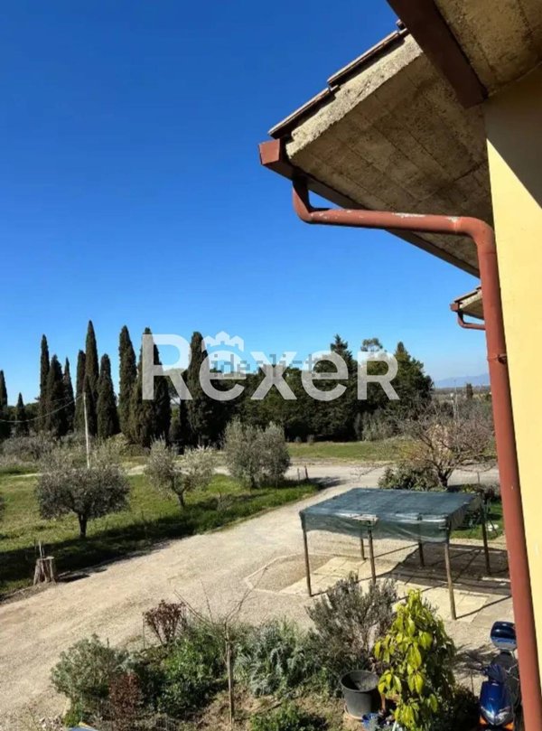 casa indipendente in vendita a Castiglione del Lago