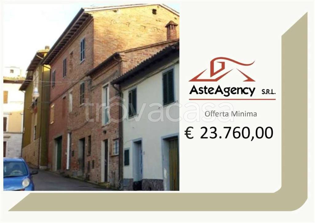 casa indipendente in vendita a Castiglione del Lago
