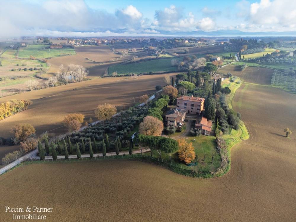 casa indipendente in vendita a Castiglione del Lago in zona Petrignano del Lago