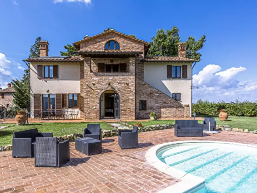 casa indipendente in vendita a Castiglione del Lago
