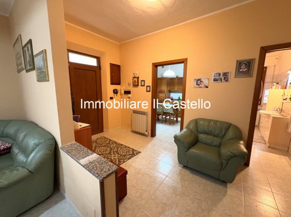 casa indipendente in vendita a Castiglione del Lago