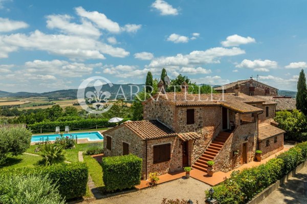 casa indipendente in vendita a Castiglione del Lago