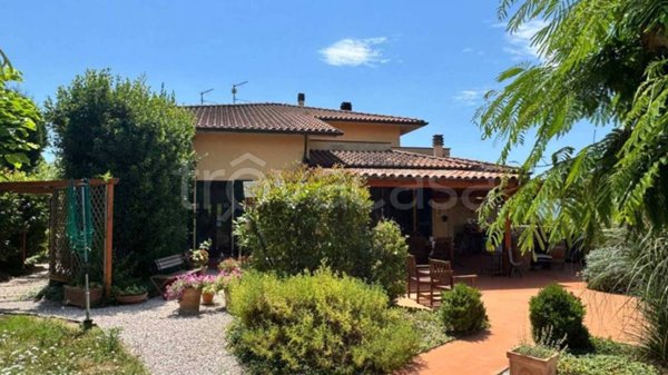 appartamento in vendita a Castiglione del Lago in zona Gioiella