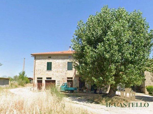 casa indipendente in vendita a Castiglione del Lago