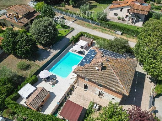 casale in vendita a Castiglione del Lago