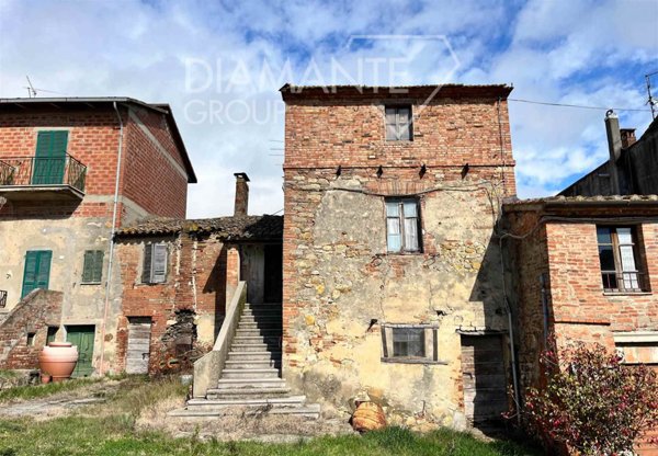 casa indipendente in vendita a Castiglione del Lago
