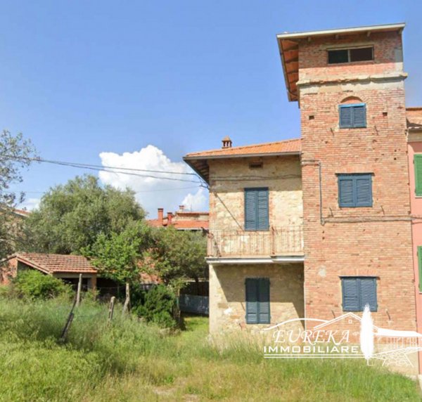 casa indipendente in vendita a Castiglione del Lago