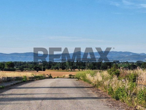 casa indipendente in vendita a Castiglione del Lago in zona Macchie