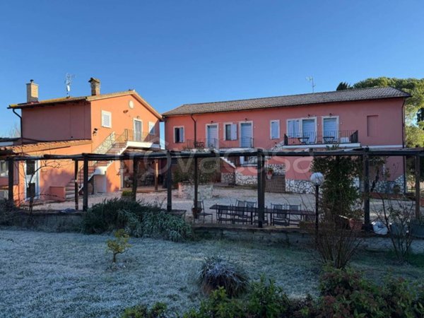 ufficio in vendita a Castiglione del Lago