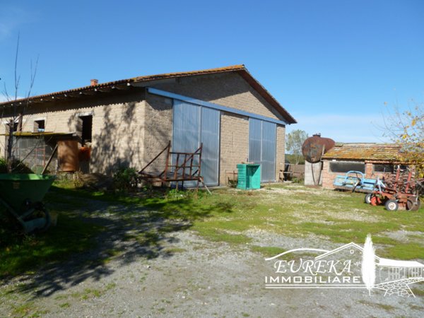 terreno in vendita a Castiglione del Lago