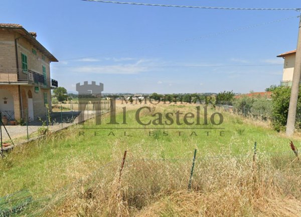 terreno edificabile in vendita a Castiglione del Lago in zona Panicarola