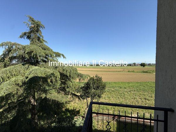 ufficio in vendita a Castiglione del Lago in zona Macchie