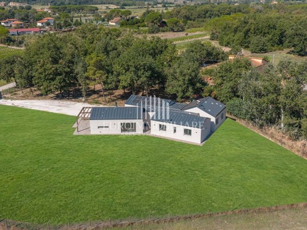 casa indipendente in vendita a Castiglione del Lago