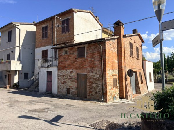 casa indipendente in vendita a Castiglione del Lago in zona Panicarola