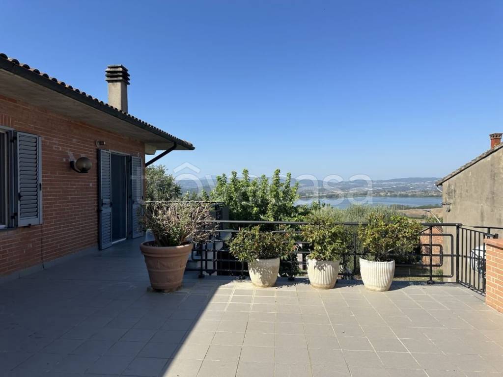 appartamento in vendita a Castiglione del Lago in zona Villastrada