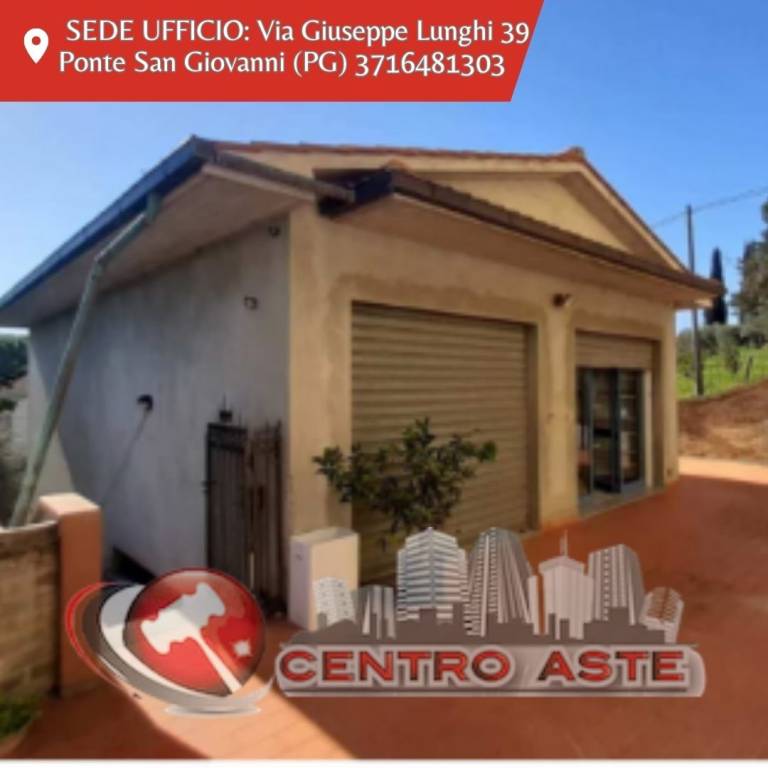 casa indipendente in vendita a Castiglione del Lago in zona Porto