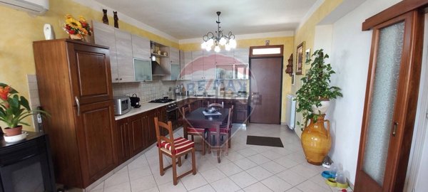 casa indipendente in vendita a Castiglione del Lago